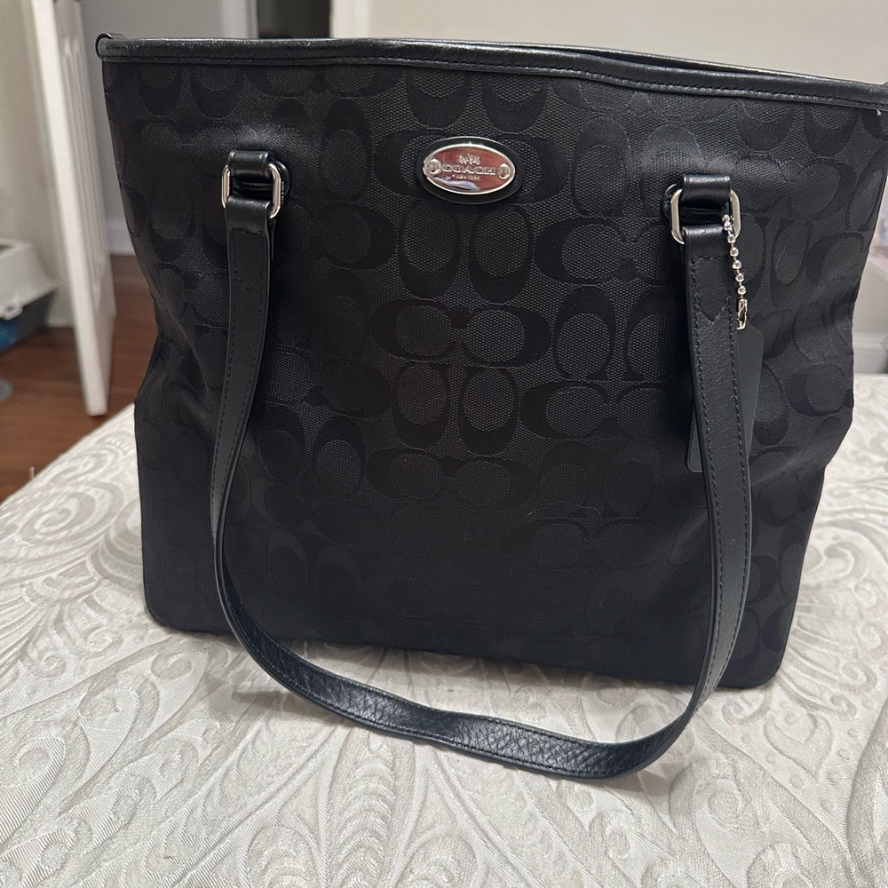 Coach Black Signature Pattern Tote